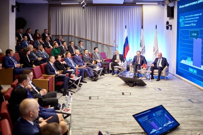 В центре внимания — Цифра: управление данными стало для экспертов приоритетом В центре внимания — Цифра: управление данными стало для экспертов приоритетом