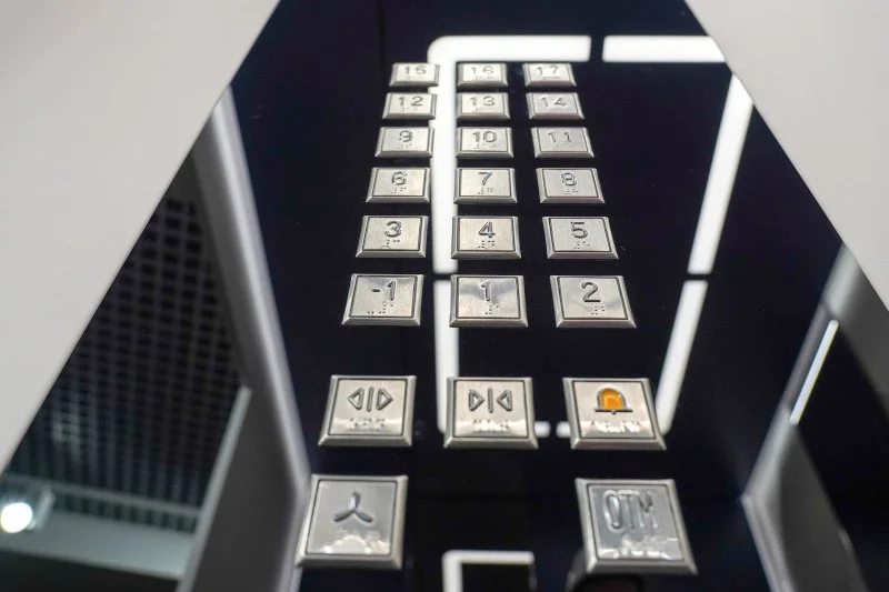 Гарантированный подъем: контракты на поставку новых лифтов для МКД станут пятилетними