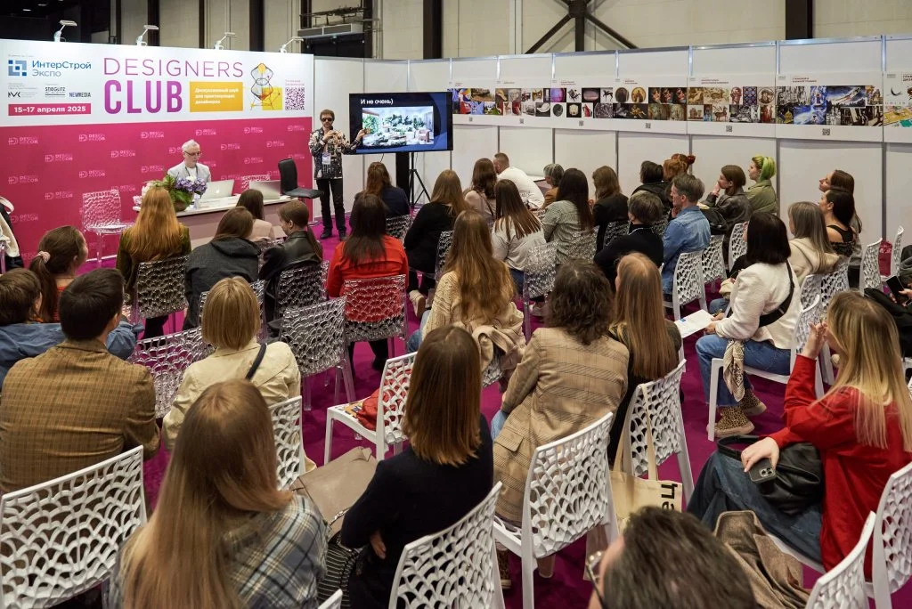 SIA_2380_resized.jpg SIA_2380_resized.jpg