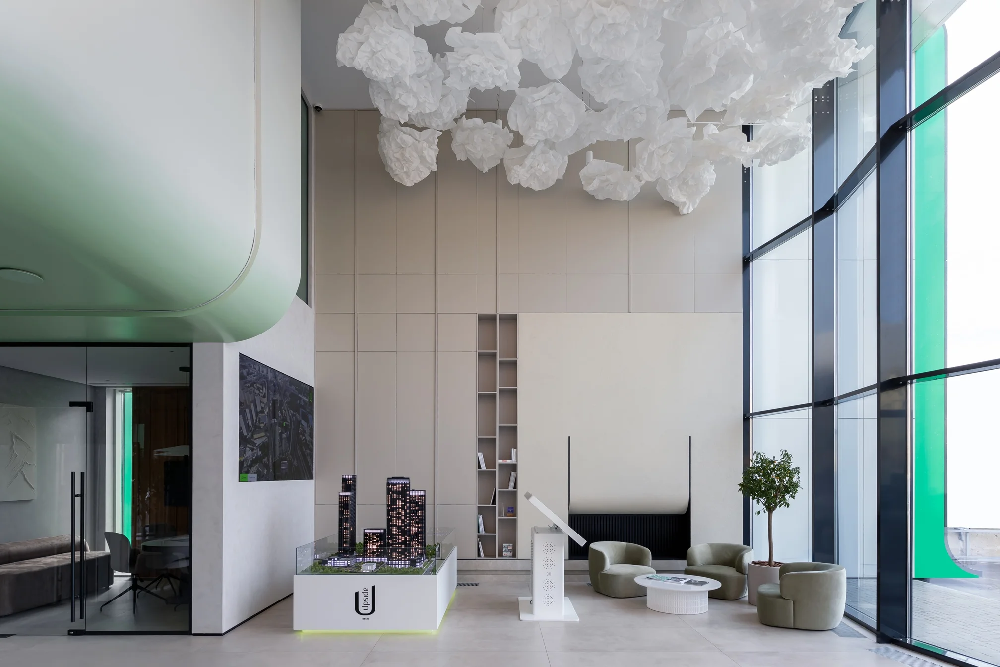 Топ-10 самых красивых офисов продаж на рынке новостроек Московского региона