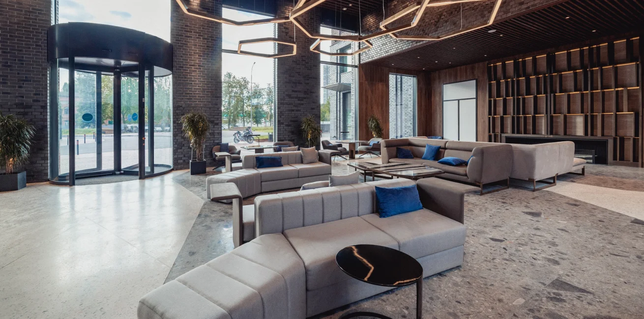 Эстетика комфорта и стиля: топ-10 самых красивых лобби в новостройках Москвы