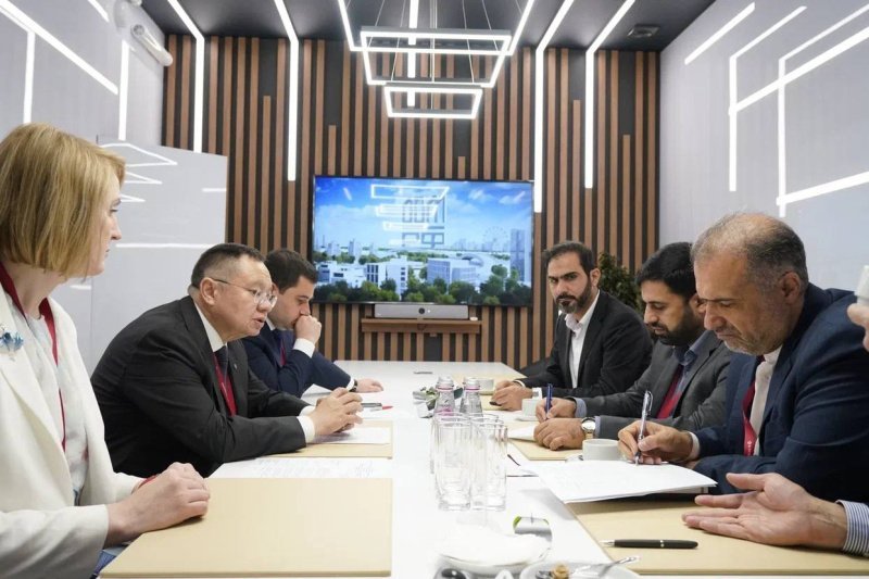 Делегации Минстроя России и Ирана обсудили сотрудничество в строительной сфере