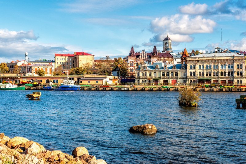 Перекресток культур: Выборг удивляет эклектикой и строгостью форм