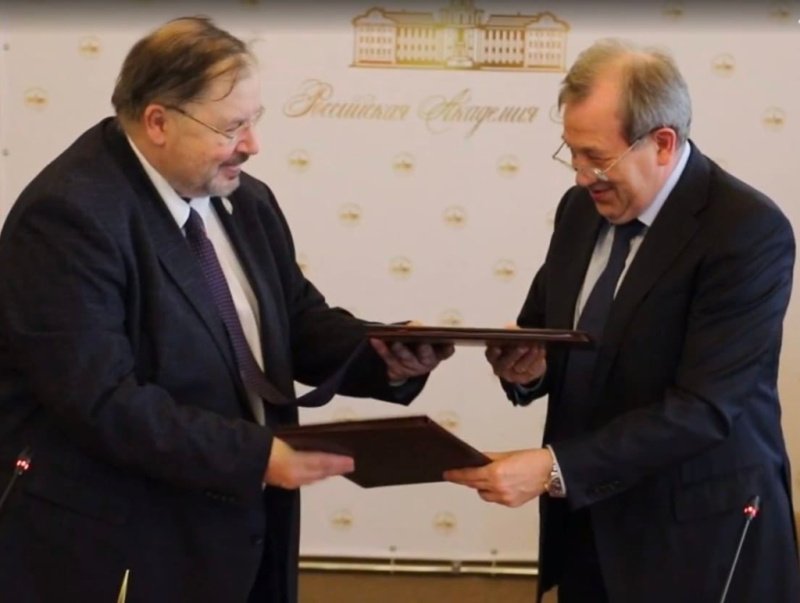 Отрасль станет более наукоемкой: РАН и РААСН подписали соглашение о сотрудничестве