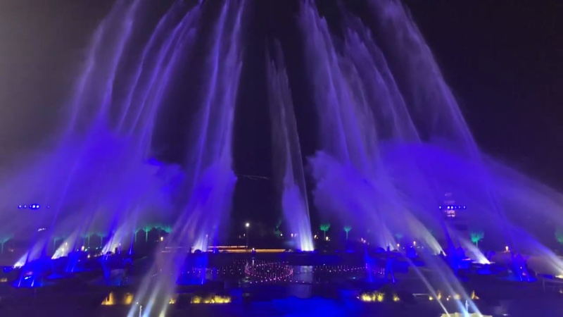 В Дербенте открылся крупнейший в России светомузыкальный фонтан
