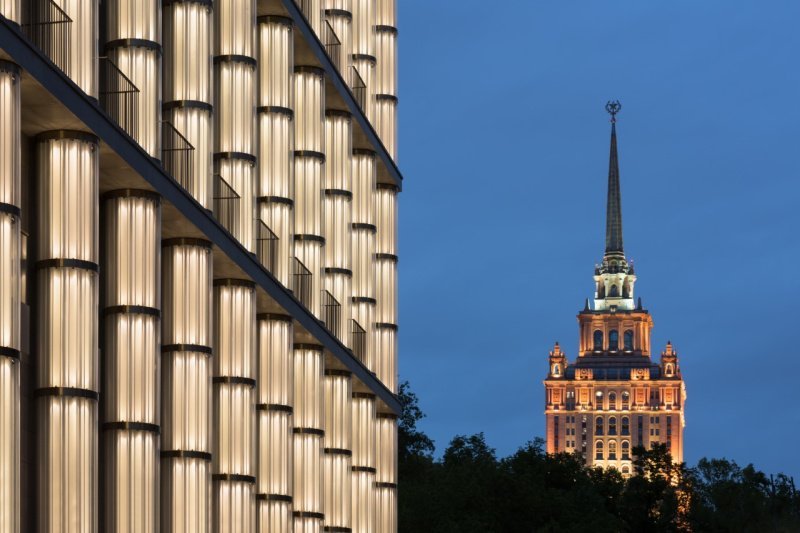 Последняя октябрьская экскурсия цикла «Москва с МКА» будет посвящена архитектурной подсветке
