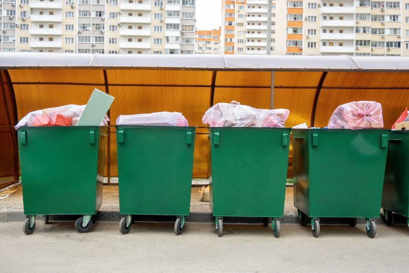 Генераторы отходов: россияне стали меньше мусорить, но скоро снова начнут