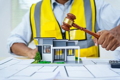 Кто в ответе за УК? Законодатели покусились на систему лицензирования организаций по обслуживанию МКД Кто в ответе за УК? Законодатели покусились на систему лицензирования организаций по обслуживанию МКД