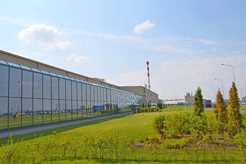 Основной акционер ГК ФСК выкупил российские заводы американской стекольной компании