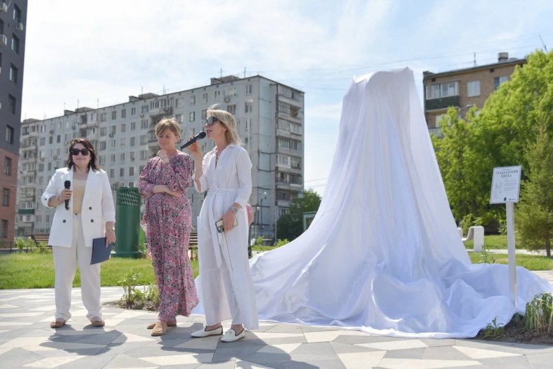 В квартале на западе Москвы открылась «Площадь Ангела» со скульптурой из Суздаля В квартале на западе Москвы открылась «Площадь Ангела» со скульптурой из Суздаля