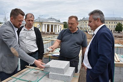 Обновляя, сохранить старину: в Костроме благоустроят набережную Волги и Сусанинскую площадь