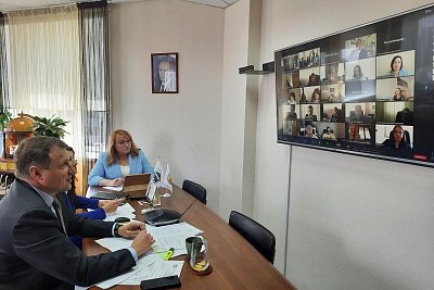 Надзор встраивается в вертикаль: сибирские СРО обсудили ход цифровизации КНД и не забыли про культуру стройпроизводства