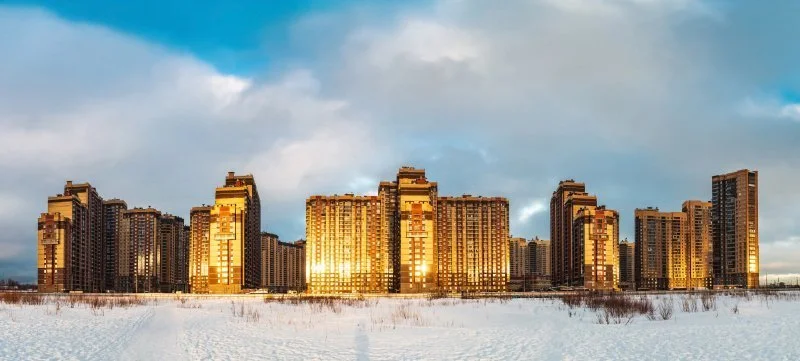 Из Москвы… с конкуренцией: как столичные застройщики «приспосабливаются» к петербургскому рынку? Из Москвы… с конкуренцией: как столичные застройщики «приспосабливаются» к петербургскому рынку?