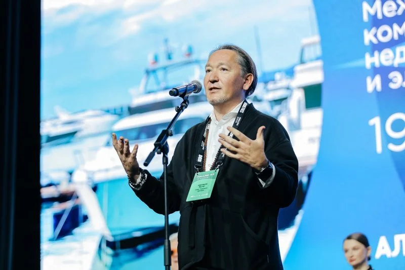 Амбассадор здоровой жизни: в Подмосковье построят «спортивный город» «Красная машина»