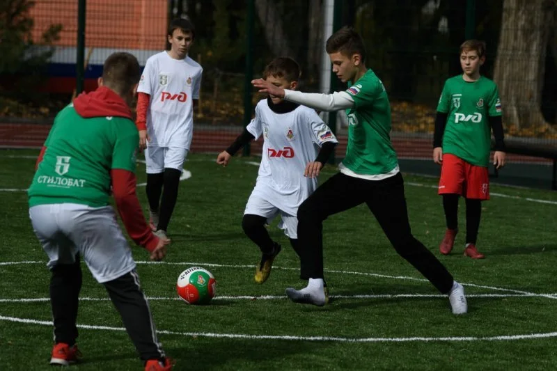 Лев Мазараки: Развитие детского спорта — наш приоритет Лев Мазараки: Развитие детского спорта — наш приоритет