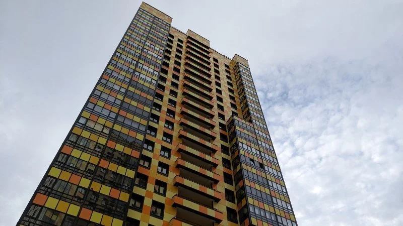 Названа стоимость подорожавших новостроек в Петербурге 