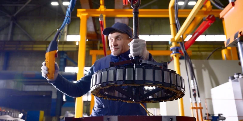 Редуктор не нужен: отечественные лифтостроительные заводы переходят на современные типы комплектующих изделий