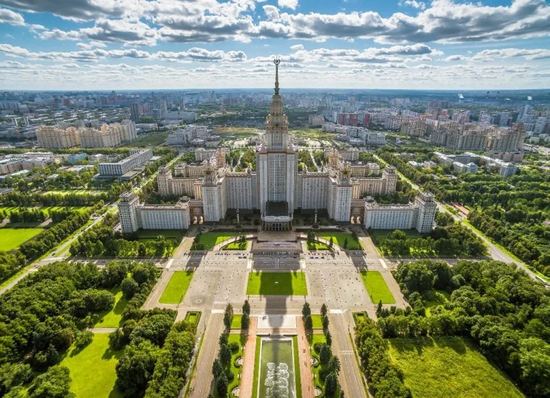 Попасть в десяточку – новостройки рядом с топ-10 лучших вузов Москвы Попасть в десяточку – новостройки рядом с топ-10 лучших вузов Москвы
