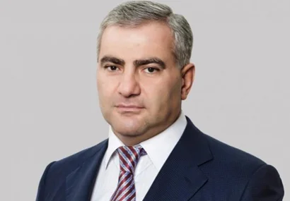 410 Самвел Карапетян ty-phu-nga-5.jpg