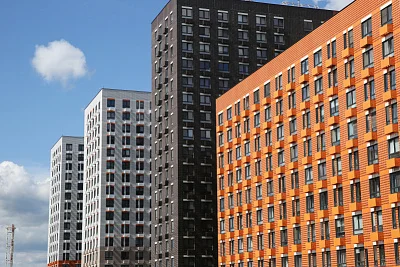 Качество и опыт: решения IEK для электротехнической инфраструктуры проектов MEL