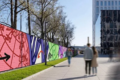 Зачем городу искусство: паблик-арт меняет улицы: от навигации до памяти места