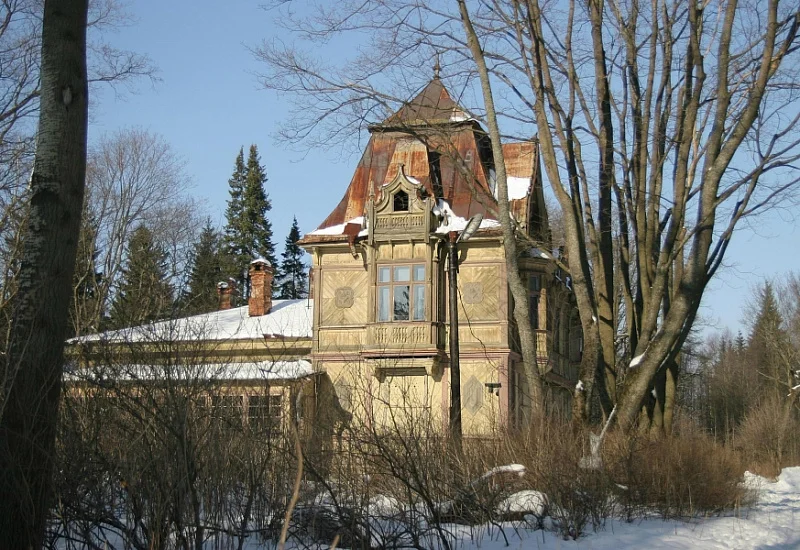 Обесточенный ансамбль 