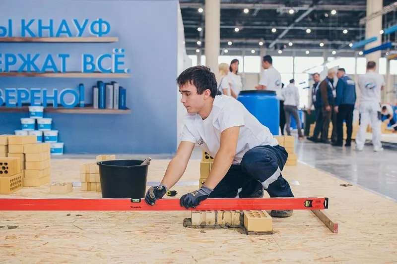 Стартовали финальные соревнования конкурса «Строймастер» в Казани. Фоторепортаж