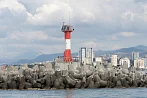 Промка и прибой: инвестировать в бетон и землю, не путая романтику с прагматизмом