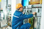 Заменить нельзя работать: процесс обновления лифтового оборудования в домах со спецсчетами усложняется
