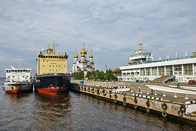 Сроки поплыли: формирование грузовой базы Архангельского порта вызывает вопросы