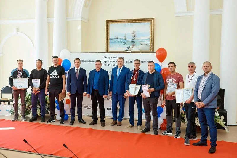 В Томске прошел окружной этап Национального конкурса профмастерства «Строймастер»