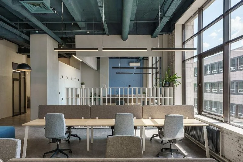 Эксперты назвали преимущества гибких офисов