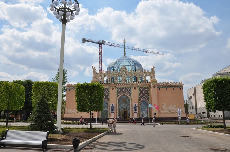 Звезда над «Казахстаном»