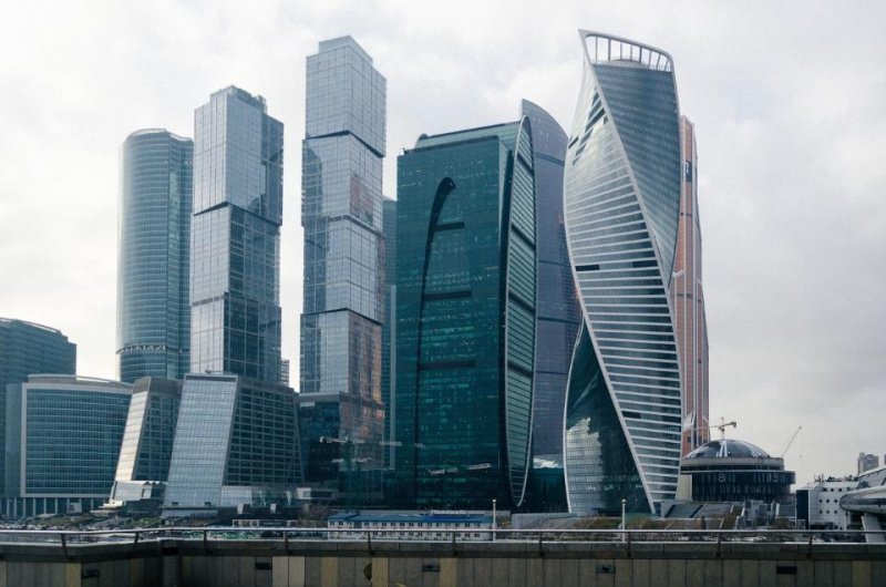 На фоне снижения объемов строительства в Москве усилится дефицит офисов