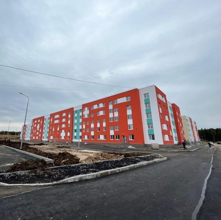В Ленобласти планируется ввести 10 домов для переселения людей из аварийного жилья 