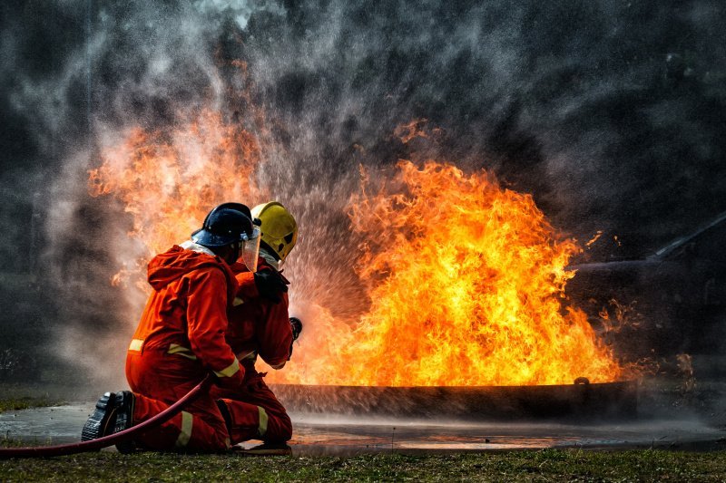 В пожарном порядке: необходима государственная программа внедрения безопасных строительных материалов