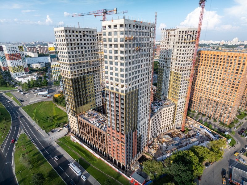 В многофункциональном комплексе на юге Москвы завершается очередной этап строительства В многофункциональном комплексе на юге Москвы завершается очередной этап строительства