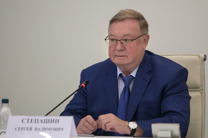Сергей Степашин предупредит правительство о рисках в строительной сфере