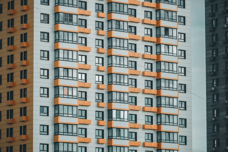 Названы районы Москвы с дешевыми квартирами в новостройках