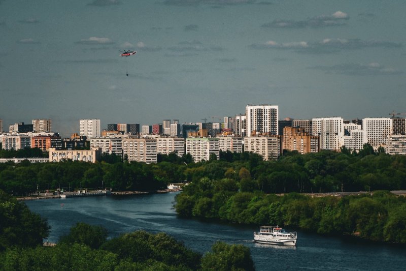 Новостройки у Москвы-реки стоят на 10% дороже, чем в других локациях