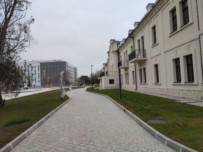 Благоустройство территории детского реабилитационного центра в Евпатории завершат к лету 2024 года Благоустройство территории детского реабилитационного центра в Евпатории завершат к лету 2024 года