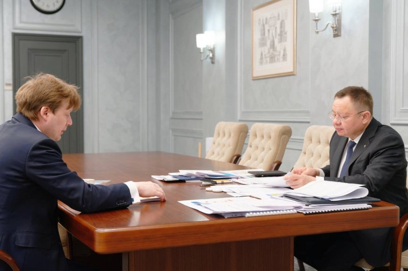 Глава Минстроя Ирек Файзуллин провел встречу с президентом НОСТРОЙ Антоном Глушковым