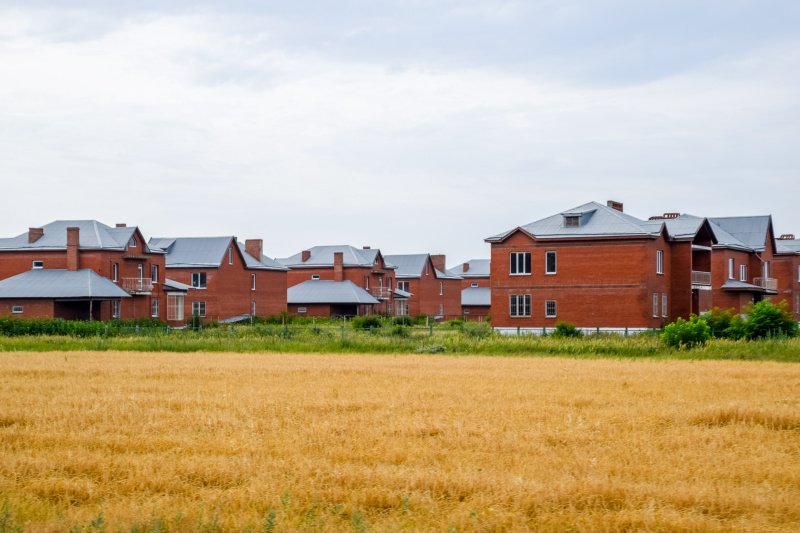 Инструменты развития: на «Малоэтажной России 2025» оценили традиционные и новые механизмы финансирования проектов