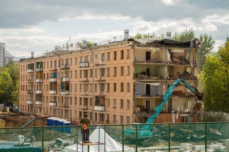 В Москве снесли 40 домов в рамках реновации