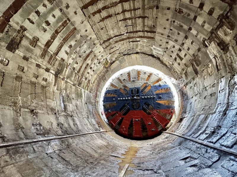 В Петербурге стартовала проходка тоннеля к будущим станциям «зеленой» линии метро
