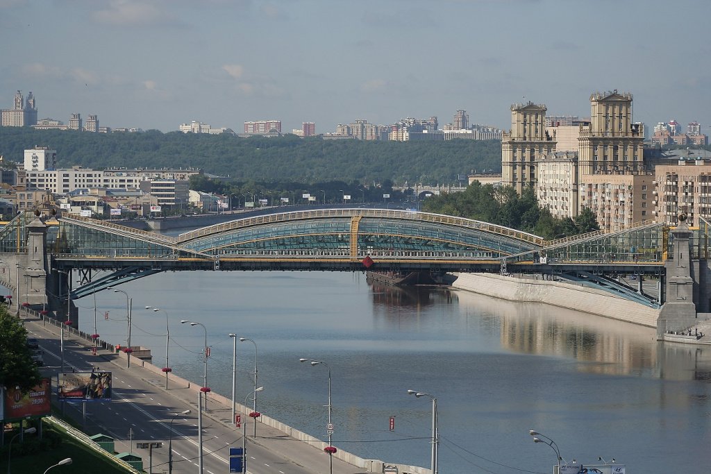 Khmelnitsky-bridge.jpg