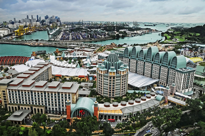 410 Resorts_World_Sentosa_viewed_from_the_Tiger_Sky_Tower,_Sentosa,_Singapore_-_20110131.jpg