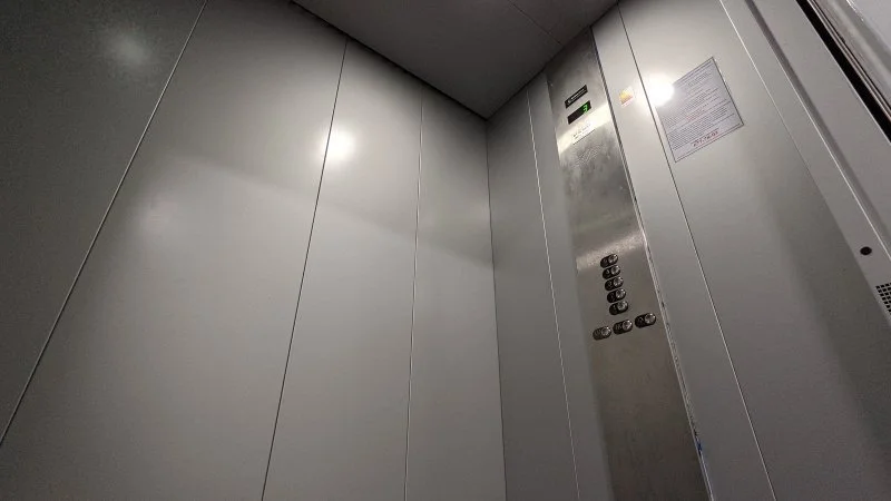 За три года в Петербурге заменят все лифты с вышедшим сроком эксплуатации